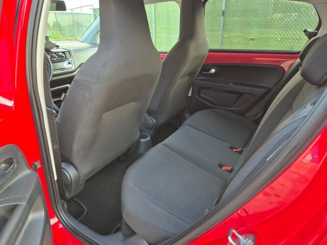 Volkswagen UP! 1.0 BMT high up!