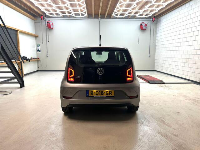 Volkswagen UP! 1.0 BMT move up! DEALER-ONDERHOUD/AIRCO/CRUISE