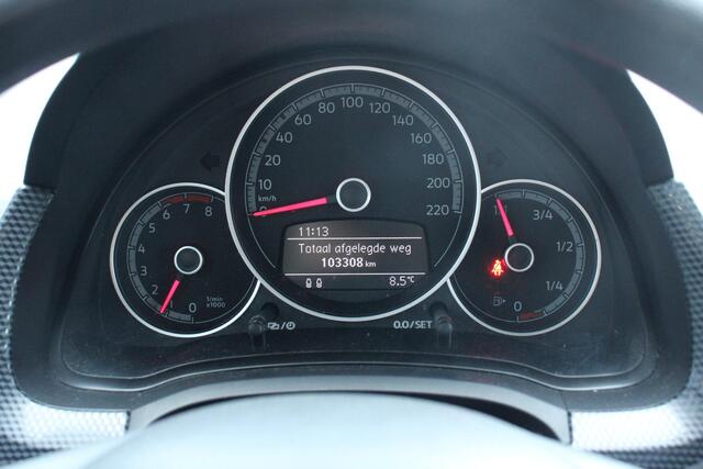 Volkswagen UP! 1.0 BMT move up!