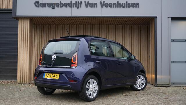 Volkswagen UP! 1.0 75pk Automaat 5Drs High up! Pano.Dak Clima Stoelverwarming 15inch LM *NL auto* 68196km!