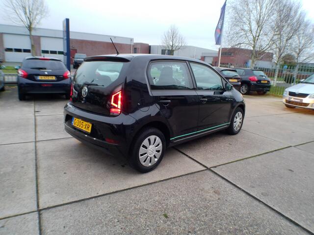 Volkswagen UP! 1.0 BMT move up!
