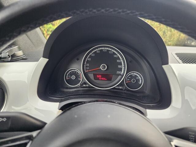 Volkswagen UP! 1.0 club, stoelverwarming, airco, 5 DRS.