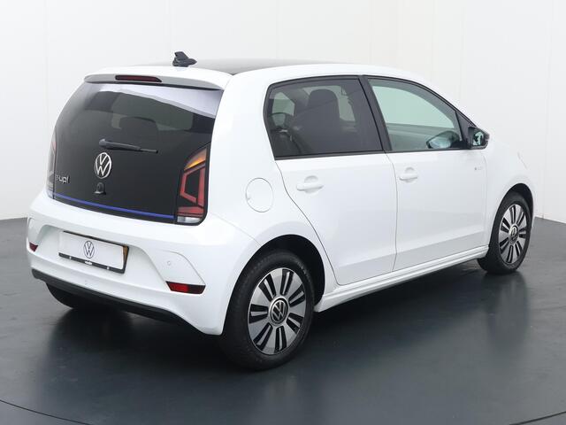 Volkswagen UP! e-Up! e-up! | 83 PK | SoH 90% | Climate control | Cruise control | Achteruitrijcamera |