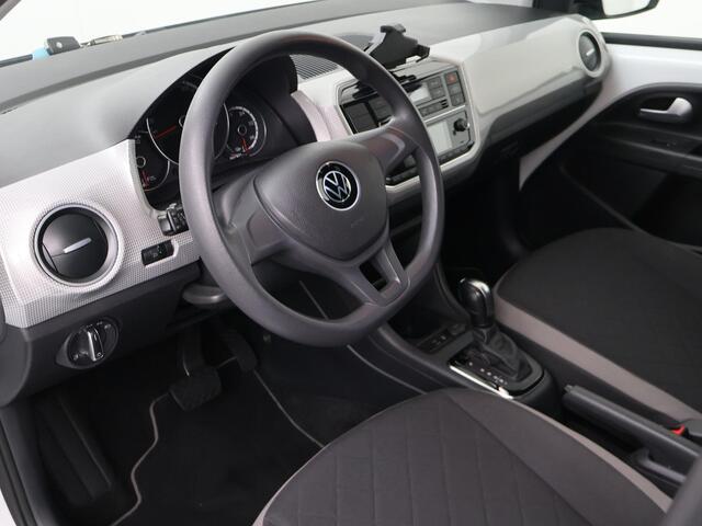 Volkswagen UP! e-Up! e-up! | 83 PK | SoH 90% | Climate control | Cruise control | Achteruitrijcamera |