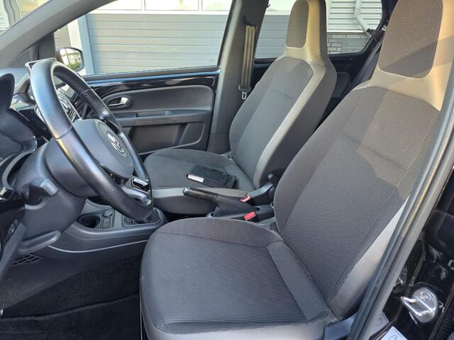 Volkswagen UP! 1.0 COLOR EDITION HIGH UP BLUMOTION