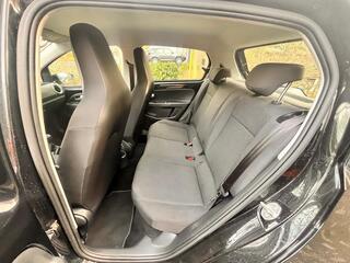 volkswagen-up!-1.0-bmt-move-up!