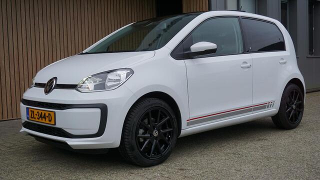 Volkswagen UP! 1.0 60pk up! 5Drs Beats Pano.Dak 16inch LM A-Camera *Nieuwstaat Up!* Alcantara Cruise Control 1e Eigenaar 12253km!
