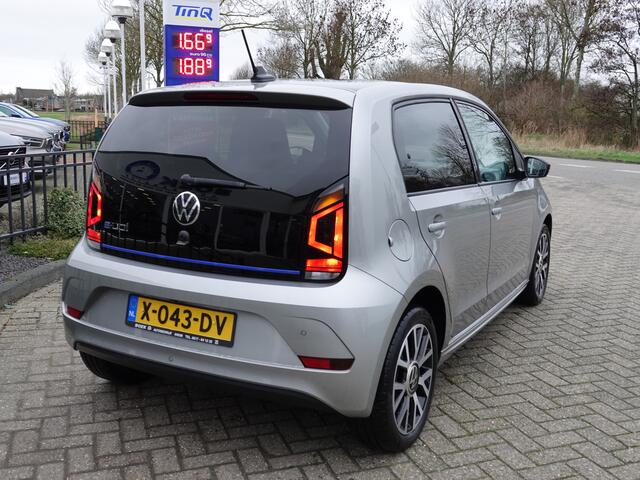 Volkswagen UP! e-Up! e-up! Style LMV | CRUISE | ECC | CAMERA + PDC | VERW. STOELEN