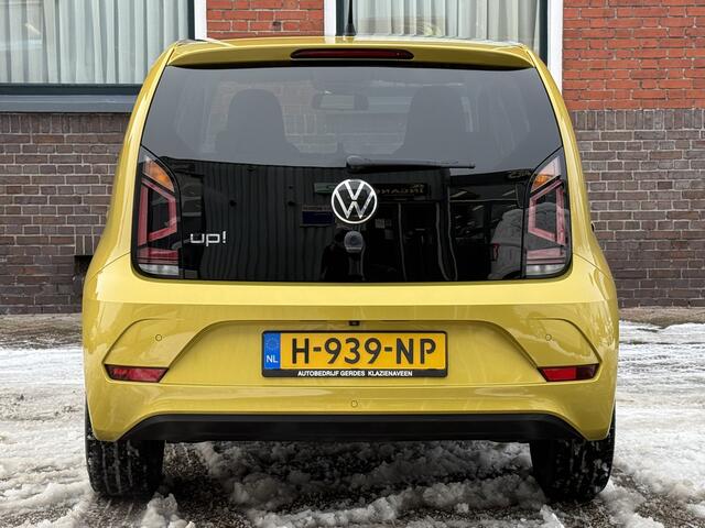 Volkswagen UP! 1.0 R-Line | UNIEK! | ORIG NL | CAMERA | DAB | BLUETOOTH | PDC