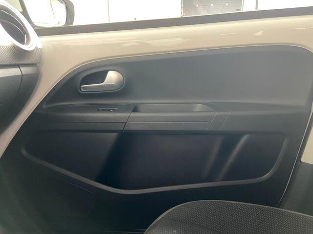 Volkswagen UP! 1.0 BMT high up!