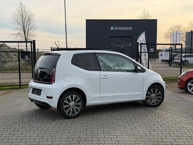 Volkswagen UP! 1.0 TSI 90pk BMT sound up! | Panodak | Bluetooth | Dealer onderhouden