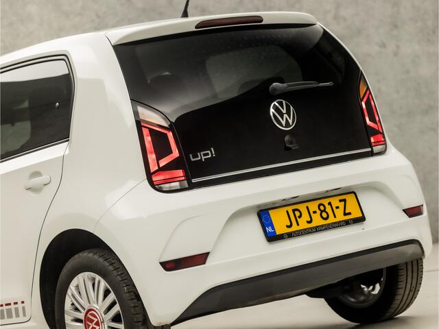 Volkswagen UP! 1.0 High Up Sport (AIRCO, BLUETOOTH, SPORTSTOELEN, GETINT GLAS, LM VELGEN, MULTIFUNCTIONEEL STUURWIEL, NIEUWSTAAT)
