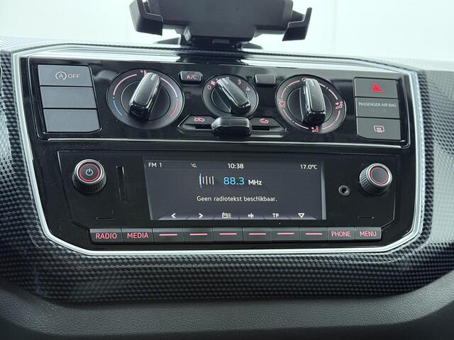 Volkswagen UP! 1.0 BMT move up! | 60 PK | Achteruitrijcamera | Cruise control | DAB+ radio | Airco |