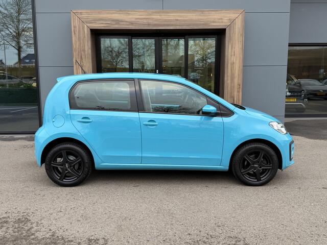 Volkswagen UP! 1.0 5-deurs | Cruise | Camera | Stoelverwarming | LM Velgen | Rijklaar incl. 1 jaar Bovag garantie