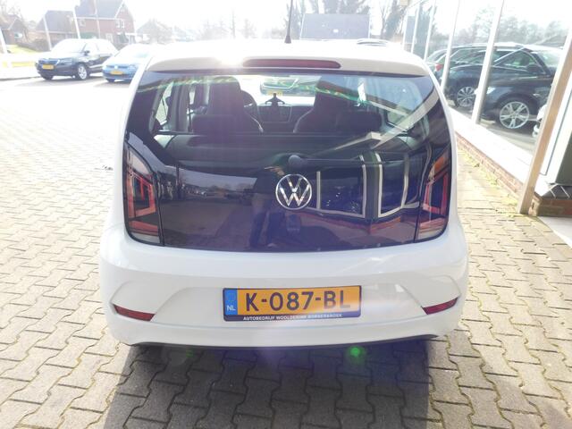 Volkswagen UP! 1.0 MPI 60PK MOVE UP! All-in Prijs! 1 jaar garanti
