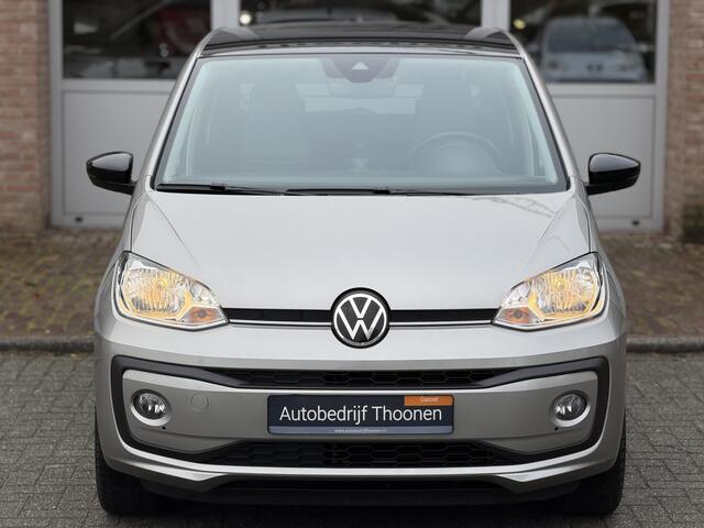 Volkswagen UP! 1.0 Camera | Stoelverwarming | Black style