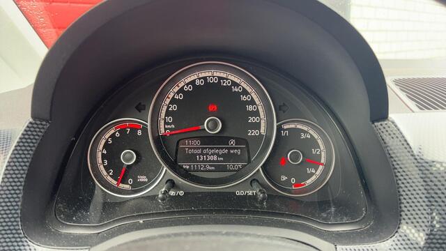 Volkswagen UP! 1.0 BMT move up! 1STE EIG / CRUISE CONTROL / AIRCO / PDC / BLUETOOTH / CRUISE / NL-AUTO