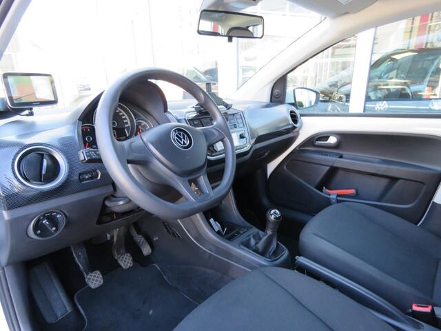 Volkswagen UP! 1.0 / Camera / Clima / Navigatie / BOVAG garantie
