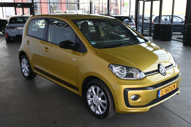 Volkswagen UP! 1.0 BMT CLUB High Up! Airco Stoelverwarming Lichtmetaal Dealer Onderhouden! Inruil Mogelijk!