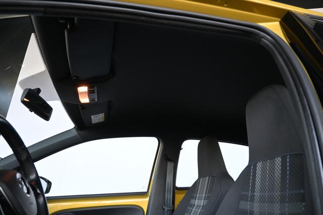 Volkswagen UP! 1.0 BMT CLUB High Up! Airco Stoelverwarming Lichtmetaal Dealer Onderhouden! Inruil Mogelijk!