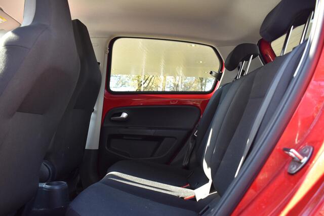 Volkswagen UP! e-up! Style Sport | All-seasons | Stoelverwarming | Camera | 12 mnd BOVAG garantie | Whatsapp 06-53188999