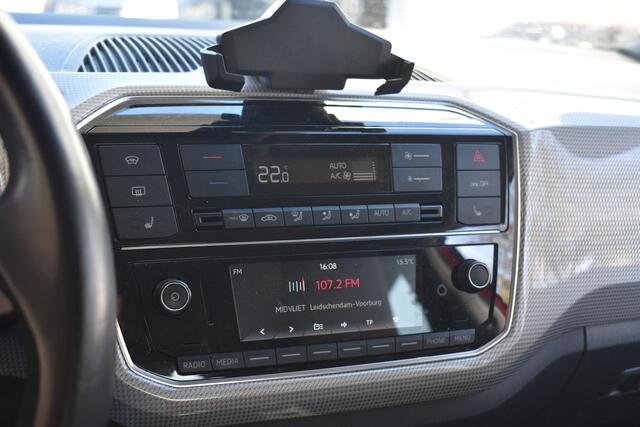 Volkswagen UP! e-up! Style Sport | All-seasons | Stoelverwarming | Camera | 12 mnd BOVAG garantie | Whatsapp 06-53188999