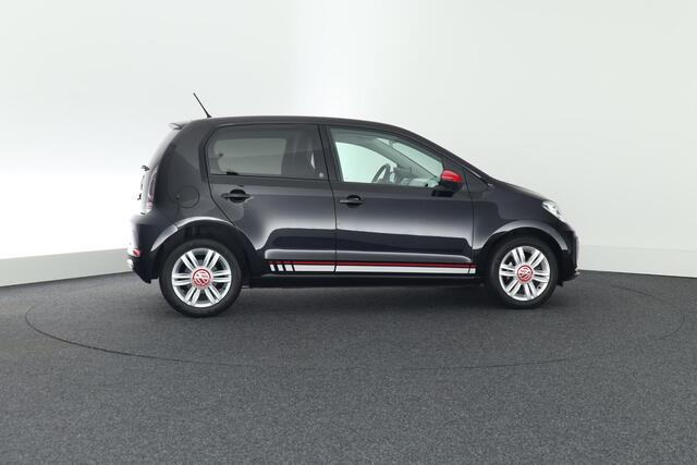 Volkswagen UP! 1.0 60pk BMT up! beats Camera Cruise Parkeersensoren Bluetooth