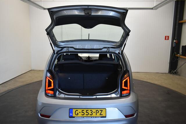 Volkswagen UP! 1.0 BMT move up! Executive Airco