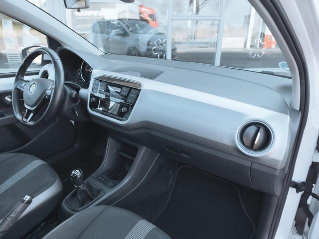Volkswagen UP! 1.0 TSI BMT high up! ** PANO DAK ** Clima ** Cruise **