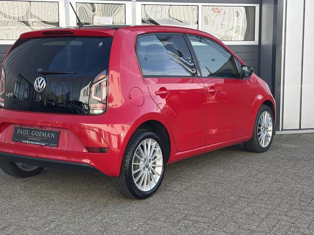 Volkswagen UP! 1.0 sound up! | Airco | Bluetooth | Stoel verwarming | CV | Licht metaal |
