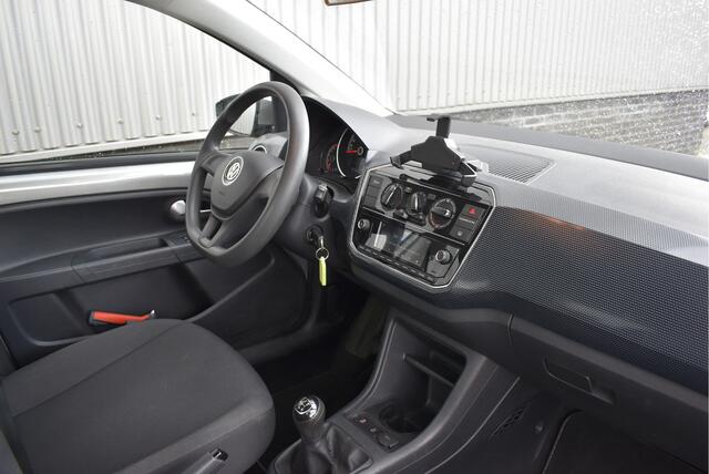 Volkswagen UP! 1.0 BMT move up! A/C, DAB, Bluetooth, Origineel NL
