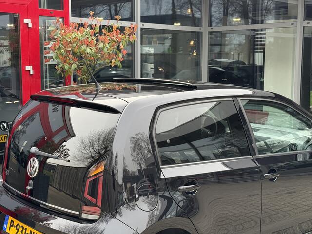 Volkswagen UP! 1.0 TSI 90PK *!* HIGH UP *!* PANODAK/ NAVI/ CRUISE/ 17 INCH/ PDC *!*