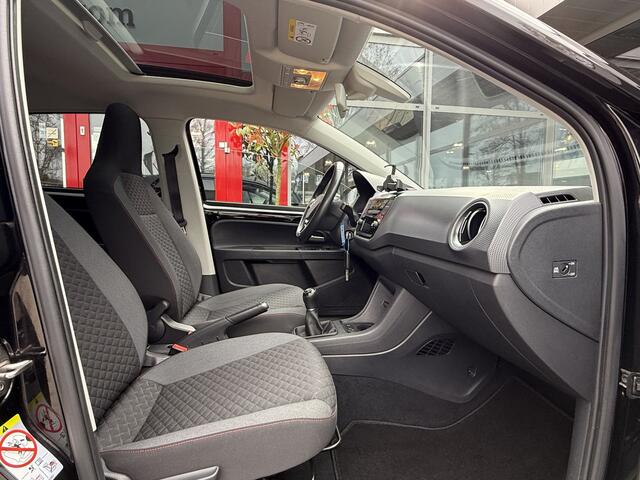 Volkswagen UP! 1.0 TSI 90PK *!* HIGH UP *!* PANODAK/ NAVI/ CRUISE/ 17 INCH/ PDC *!*