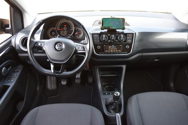 Volkswagen UP! 1.0 BMT 60PK move up! | Org. NL | BOVAG Garantie | Parkeersensoren + Camera | Cruise Control | Airco | DAB | Multifunctioneel Stuurwiel | LED Dagrijverlichting |