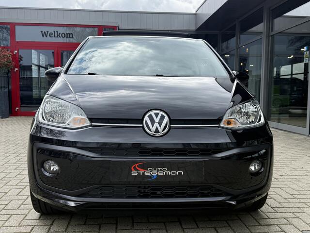 Volkswagen UP! 1.0 5 DRS *!* HIGH UP *!* AUTOMAAT *!* PANORAMADAK/ NAVI/ 16 INCH/ STOELVERWARMING/ PDC *!*