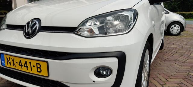 Volkswagen UP! 1.0 High Line 5 deurs , ECC , PDC achter