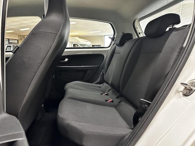 Volkswagen UP! 1.0 BMT move up!/ 5-DRS/ Maps+More/ LED Dagrijverl./ Airco/ DAB+/ Bluetooth/ Elek.Pakket/ Isofix/ C.V.Afstand/ Deelbare achterbank.