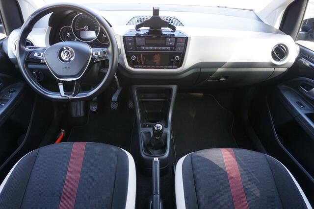 Volkswagen UP! 1.0 BMT high up!
