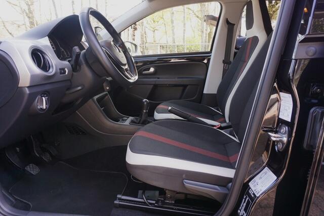 Volkswagen UP! 1.0 BMT high up!