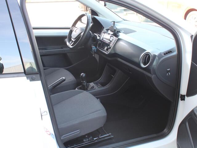 Volkswagen UP! 1.0 | ACHTERUITRIJ CAMERA | STOEL VERWARMING |