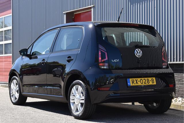 Volkswagen UP! 1.0 BMT high up! Camera, Cruise, PDC, A/C, LMV 15", Multi. stuur