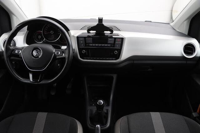 Volkswagen UP! 1.0 TSI 140 PK BMT high up! | Stoelverwarming | Camera | AC | Cruisecontrol