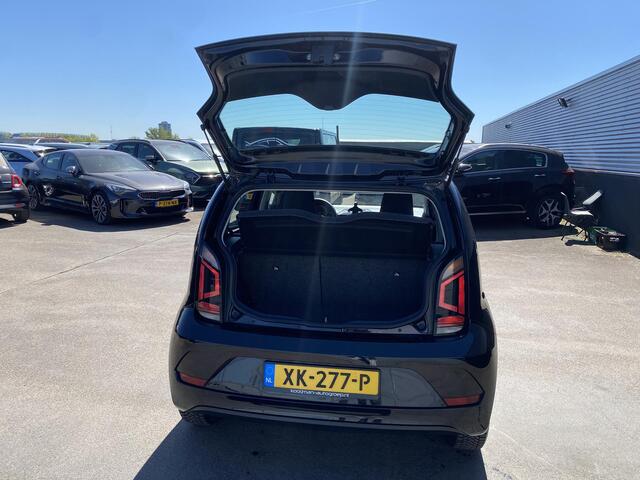 Volkswagen UP! 1.0 BMT move up! NL-auto! Airco, Bluetooth, 5-deurs, All-season banden, complete historie