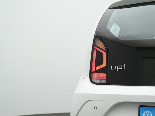 Volkswagen UP! 1.0 65 pk | Achteruitrijcamera | Cruise Control | Navigatie via app verbinding