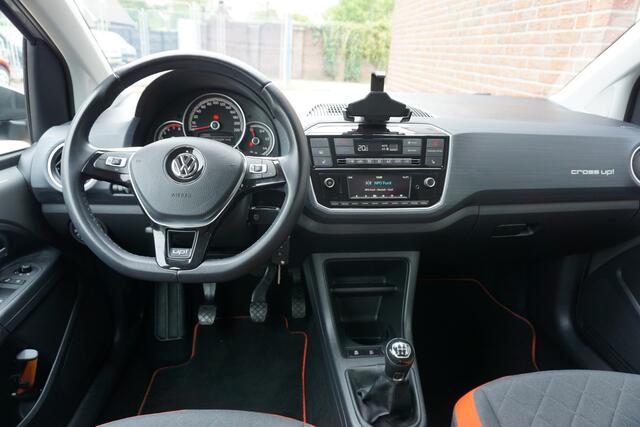 Volkswagen UP! 1.0 BMT cross up! Camera | Cruisecontr. | Climate *All in prijs*