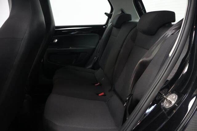 Volkswagen UP! 1.0 BMT move up! Lage kmstand | Airco | 5-drs | Bluetooth