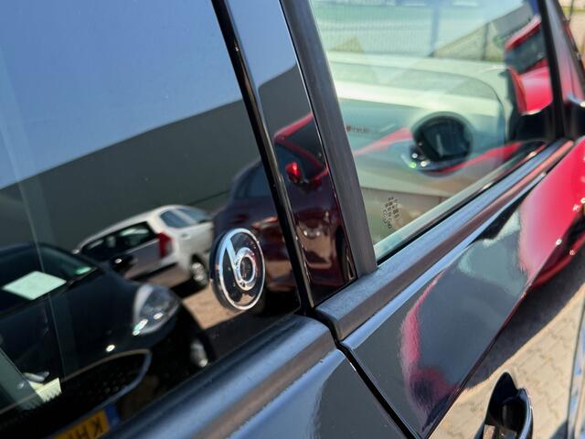Volkswagen UP! 1.0 TSI 90PK BMT up! beats | 5 Deurs | Airco | Dealer onderhouden | Beats Audio