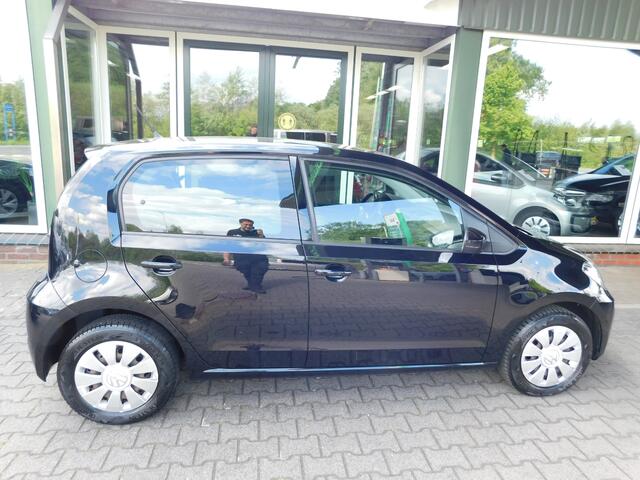 Volkswagen UP! 1.0 60PK AUTOMAAT!! All-in Prijs! Trekhaak!