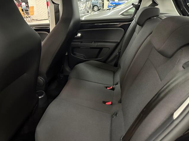 Volkswagen UP! 1.0 Airco Multimedia USB Parkeersensor NL NAP