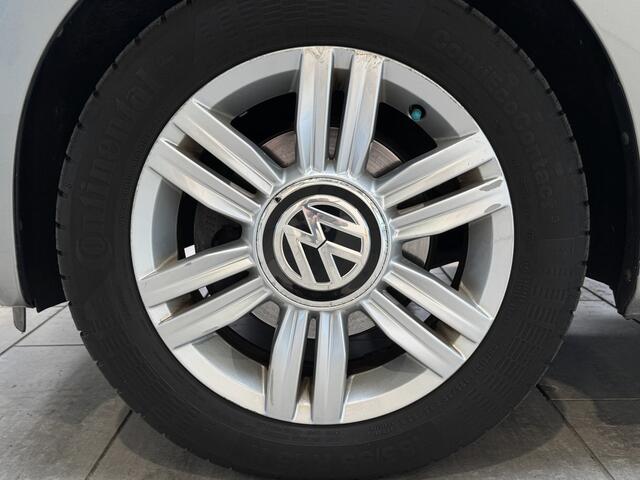Volkswagen UP! 1.0 BMT high up! | Airco | Cruise | Bluetooth | Parkeerhulp | 15" lmv | 1e eig.
